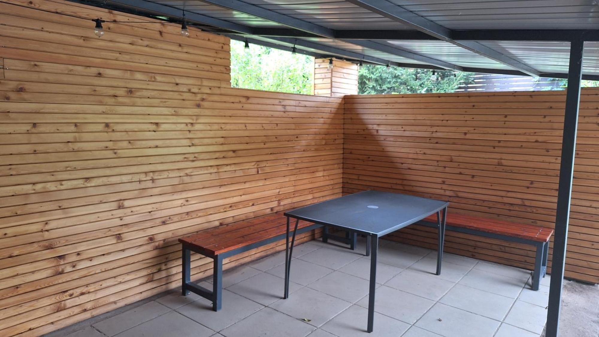 Bungalov Na Brehu Labe S Vlastnim Molem Pardubice Extérieur photo